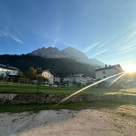 Casa Vacanze Miramonti - Appartamento Con Balcone Con Vista Sulle Dolomiti Borca di Cadore Exterior photo