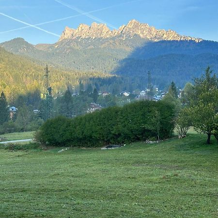 Casa Vacanze Miramonti - Appartamento Con Balcone Con Vista Sulle Dolomiti Borca di Cadore Exterior photo