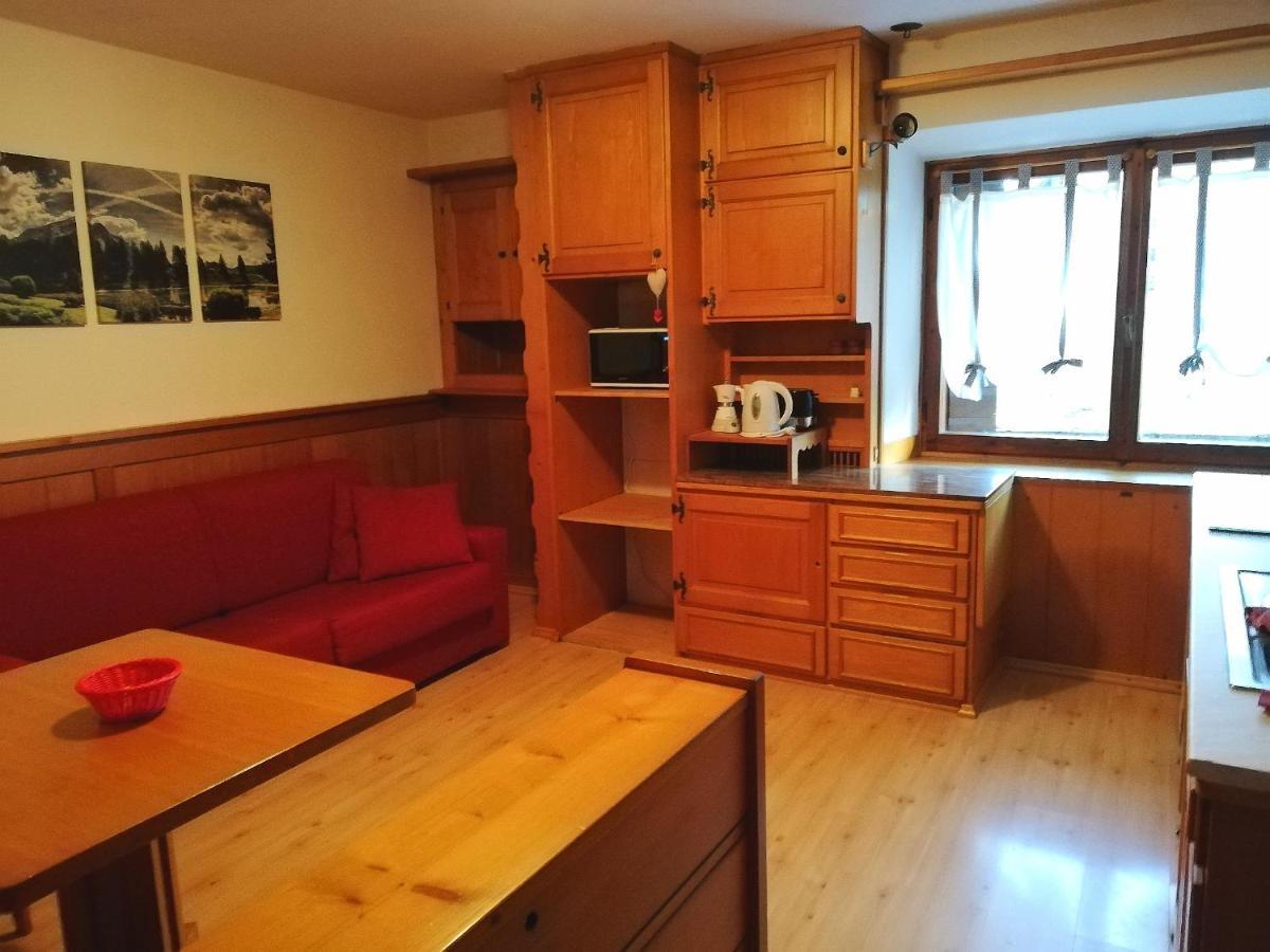 Casa Vacanze Miramonti - Appartamento Con Balcone Con Vista Sulle Dolomiti Borca di Cadore Exterior photo
